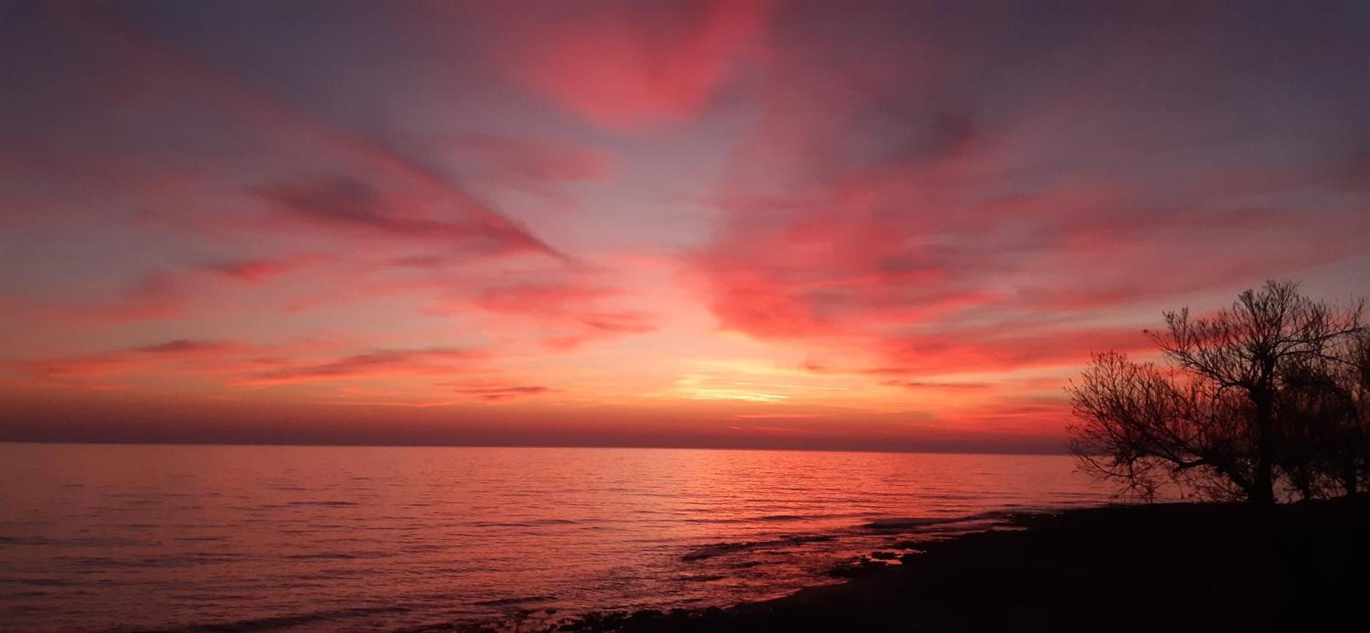 Aria Di Mare Mancaversa - Elegante Appartamento Marina di Mancaversa Kültér fotó